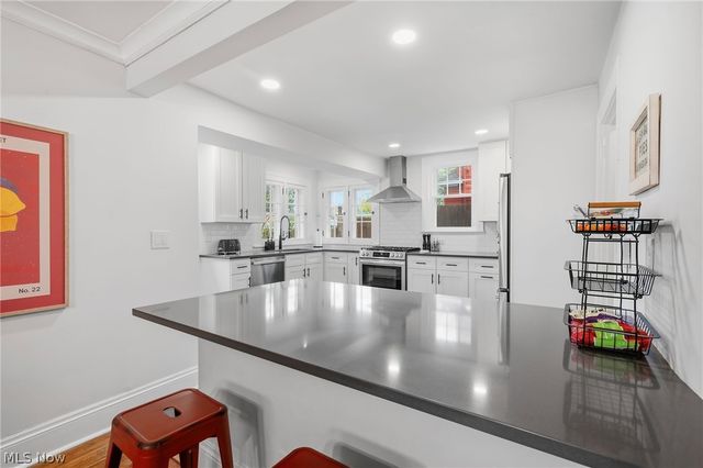 3141 Coleridge Road, Cleveland Heights, OH 44118