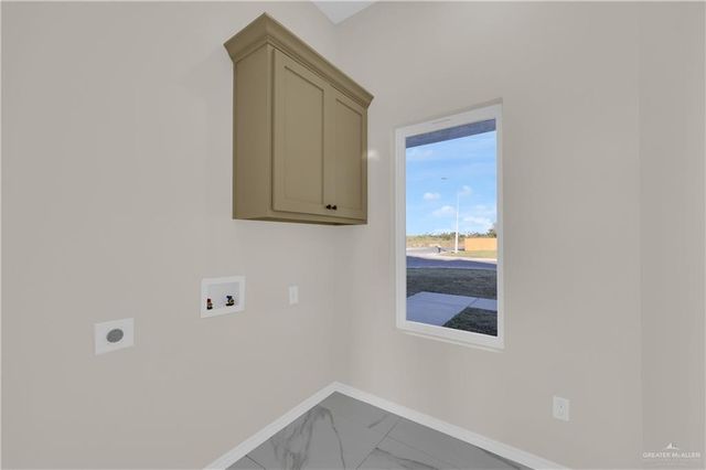 309 Leon Avenue, Elsa, TX 78543