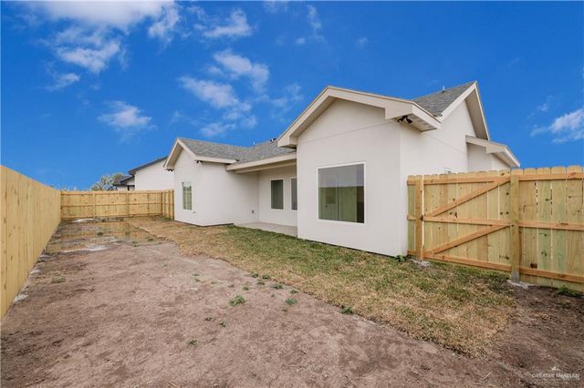 309 Leon Avenue, Elsa, TX 78543