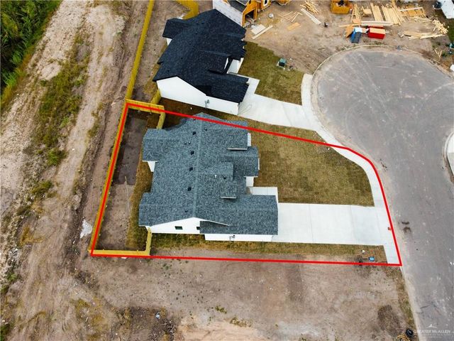 309 Leon Avenue, Elsa, TX 78543