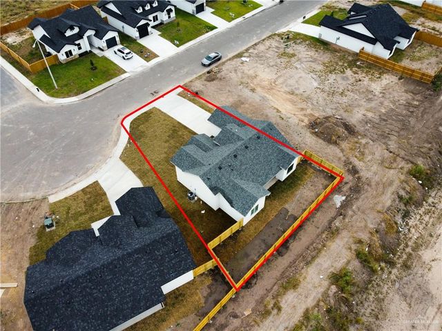 309 Leon Avenue, Elsa, TX 78543