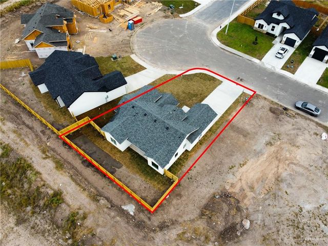 309 Leon Avenue, Elsa, TX 78543