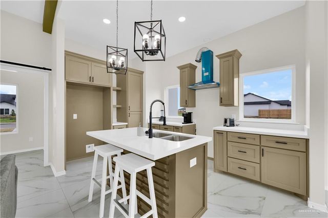 309 Leon Avenue, Elsa, TX 78543