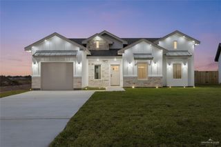 309 Leon Avenue, Elsa, TX 78543