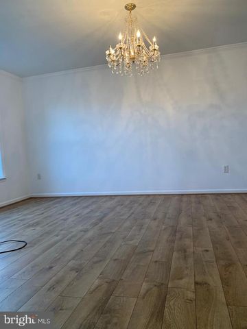 61 QUARTZ RD, Martinsburg, WV 25404