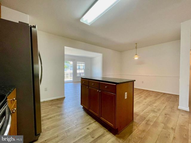 61 QUARTZ RD, Martinsburg, WV 25404