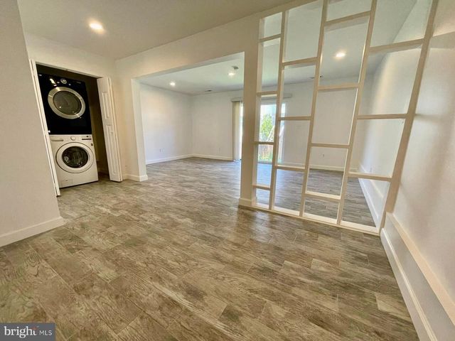 61 QUARTZ RD, Martinsburg, WV 25404