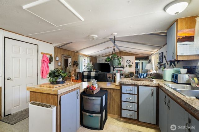 1239 W Birch Street, Shelton, WA 98584