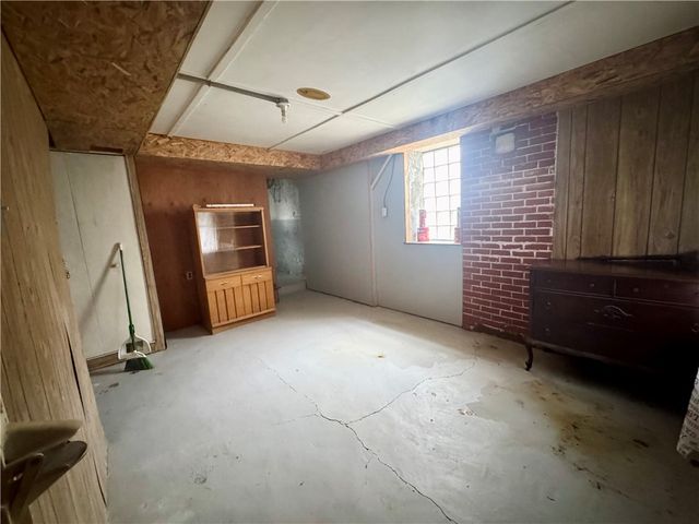 114 Grant Ave, Whitaker, PA 15120