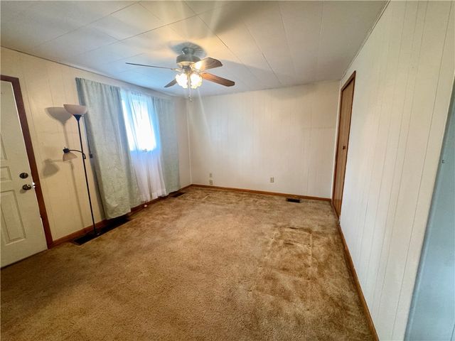 114 Grant Ave, Whitaker, PA 15120