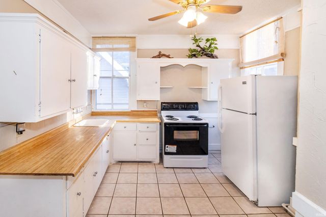 817 SE Riverside Drive, Evansville, IN 47713