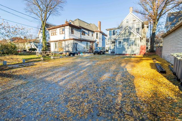 817 SE Riverside Drive, Evansville, IN 47713