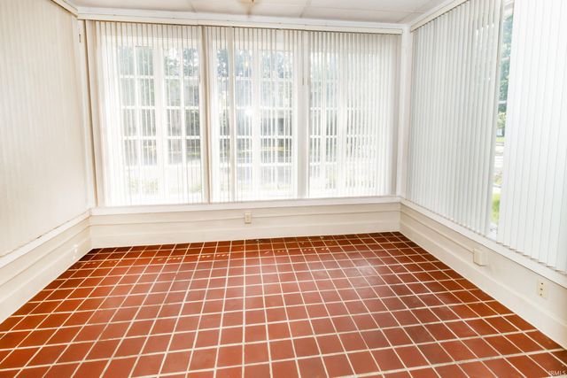 817 SE Riverside Drive, Evansville, IN 47713