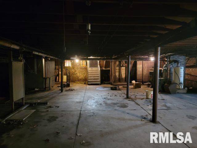 101 S 6TH Street, Murphysboro, IL 62966