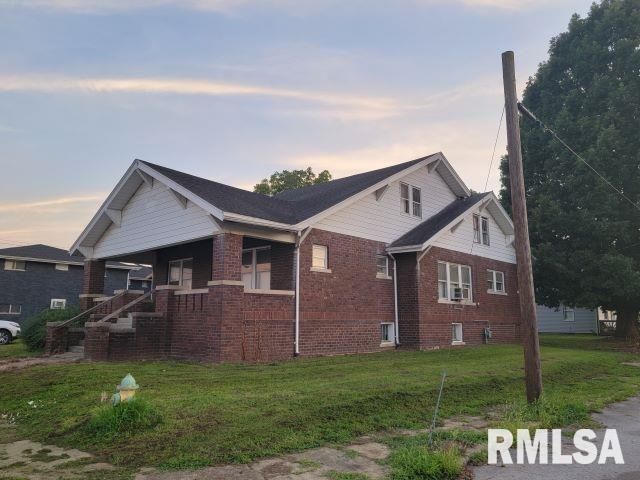 101 S 6TH Street, Murphysboro, IL 62966