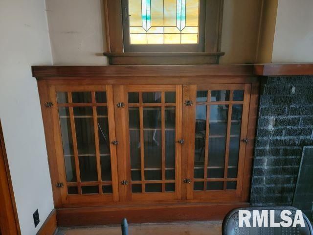 101 S 6TH Street, Murphysboro, IL 62966