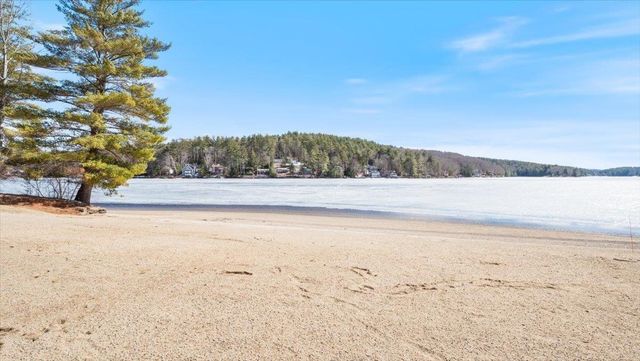 62 Collins Landing Rd Unit 47, Weare, NH 03281