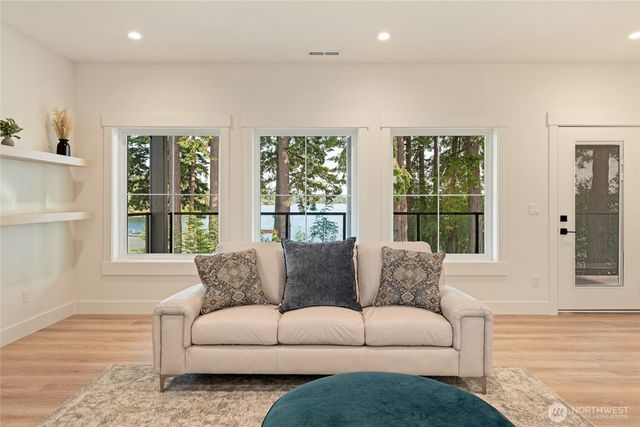 1197 Leighton Street, Blaine, WA 98230