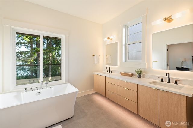 1197 Leighton Street, Blaine, WA 98230