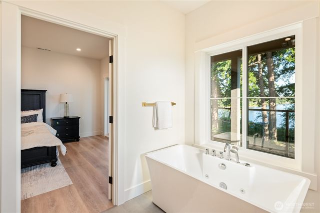 1197 Leighton Street, Blaine, WA 98230