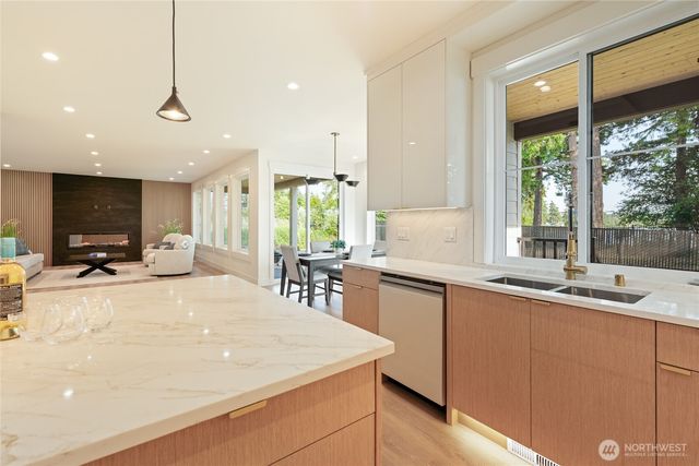 1197 Leighton Street, Blaine, WA 98230