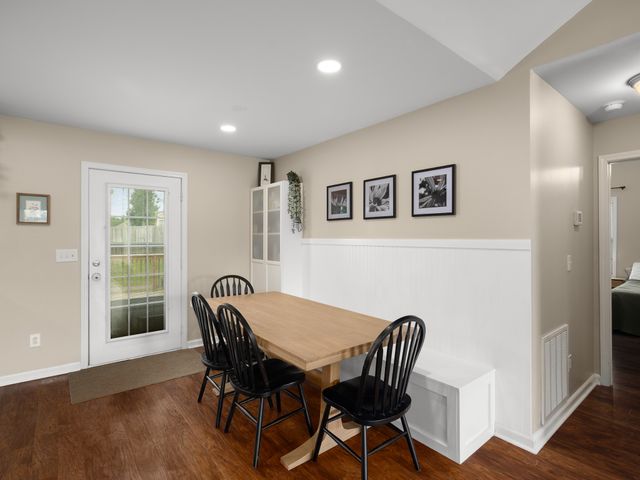 1908 Sheffield Ln, Columbia, TN 38401