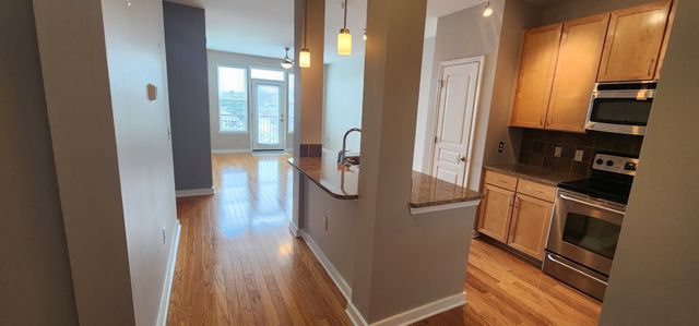 3000 Vanderbilt Pl Apt 337, Nashville, TN 37212