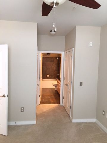 3000 Vanderbilt Pl Apt 337, Nashville, TN 37212