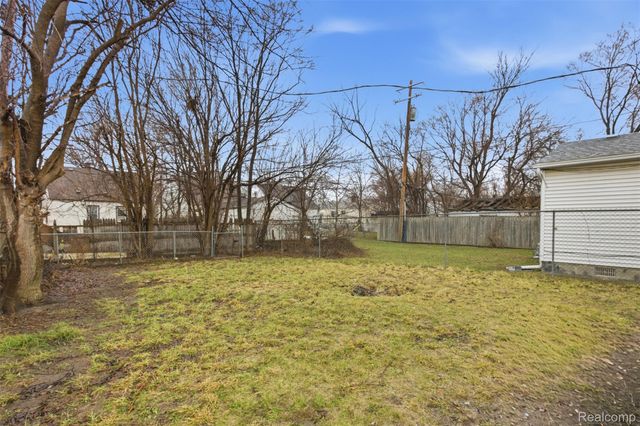 18027 Moenart Street, Detroit, MI 48234