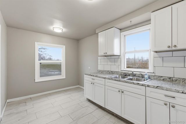 18027 Moenart Street, Detroit, MI 48234