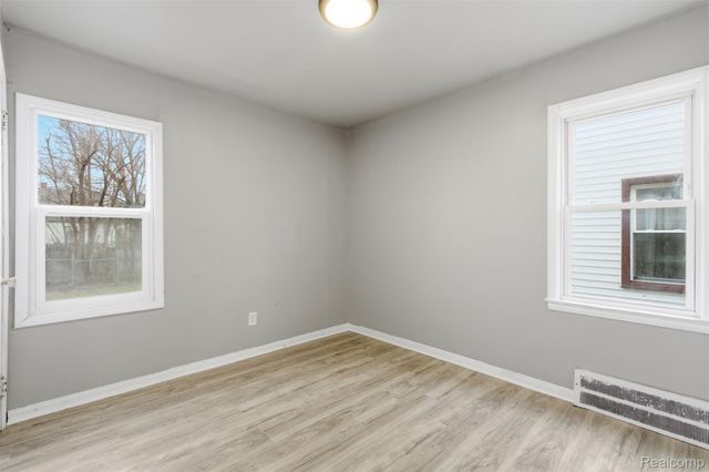 18027 Moenart Street, Detroit, MI 48234