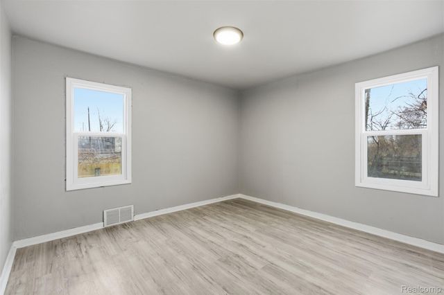 18027 Moenart Street, Detroit, MI 48234