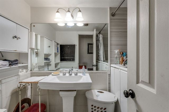10700 NE 4th Street, Oklahoma City, OK 73130