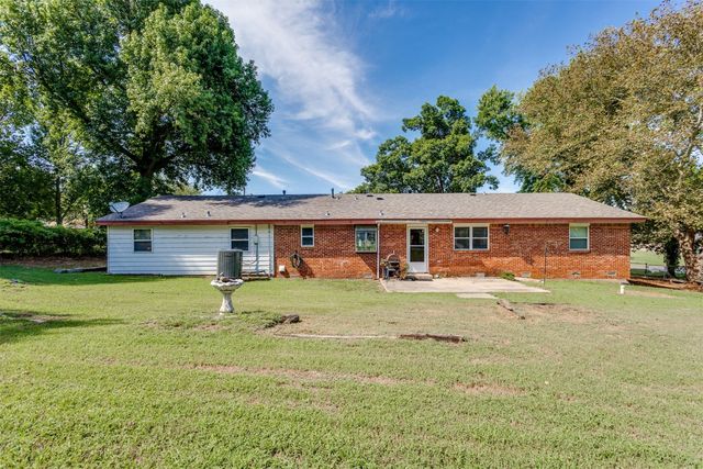10700 NE 4th Street, Oklahoma City, OK 73130