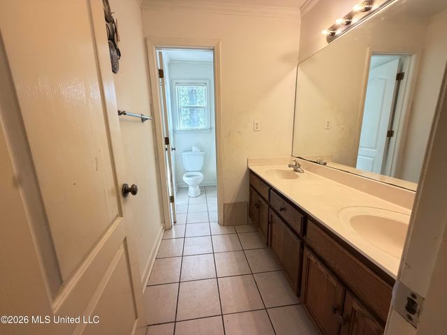435 Village Parkway, Southaven, MS 38671