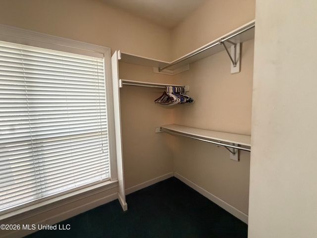 435 Village Parkway, Southaven, MS 38671