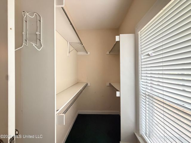 435 Village Parkway, Southaven, MS 38671