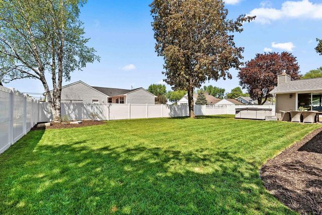 910 PARK STREET, Wrightstown, WI 54180