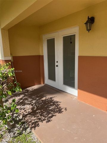 12605 SW 91st St 103, Miami, FL 33186