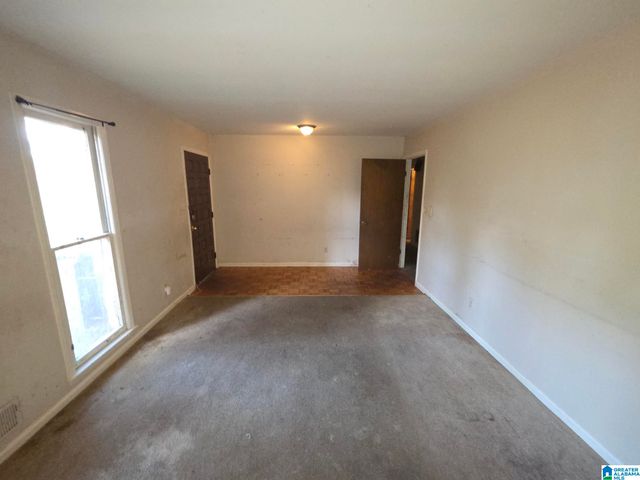 25 HILLVIEW LANE, Center Point, AL 35215