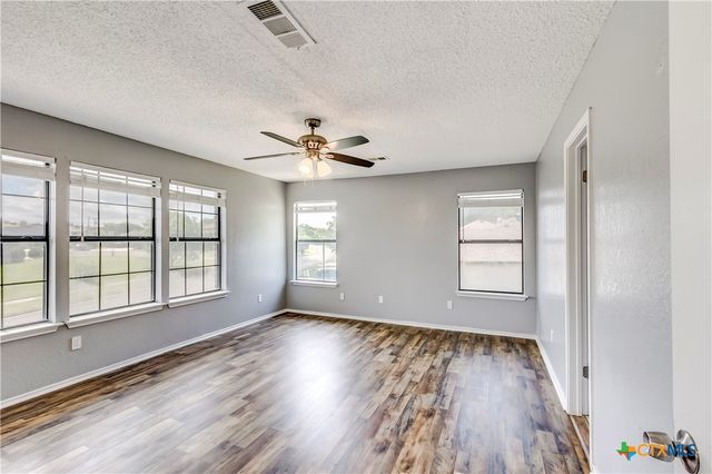 2601 Schulze Drive, Killeen, TX 76549
