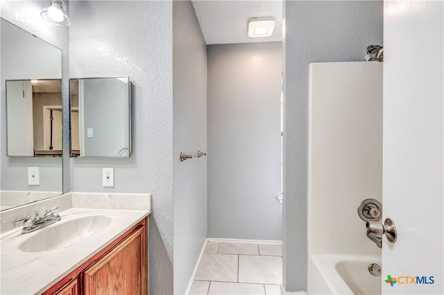 2601 Schulze Drive, Killeen, TX 76549