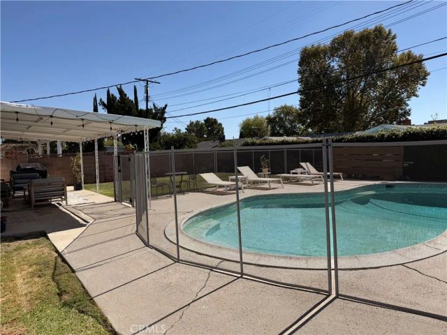 23928 Archwood St., West Hills, CA 91307