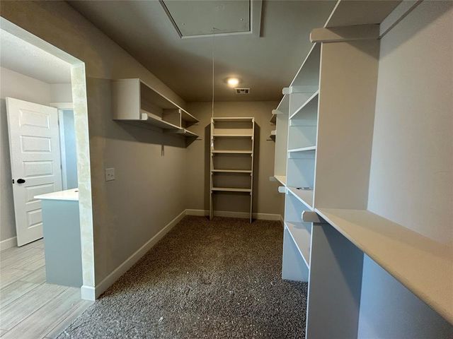 1313 Lighthorsemen Way, Choctaw, OK 73020