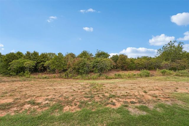 1313 Lighthorsemen Way, Choctaw, OK 73020