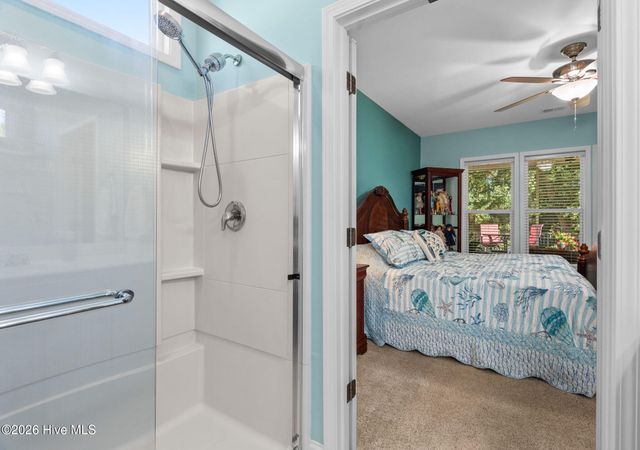 5266 Windward Way, Southport, NC 28461