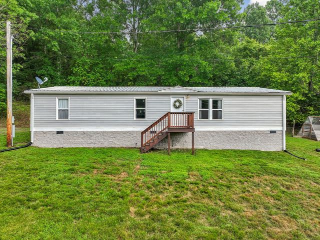 119 Dyer Branch Rd, Gordonsville, TN 38563
