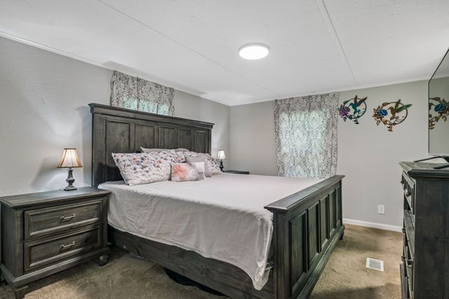 119 Dyer Branch Rd, Gordonsville, TN 38563
