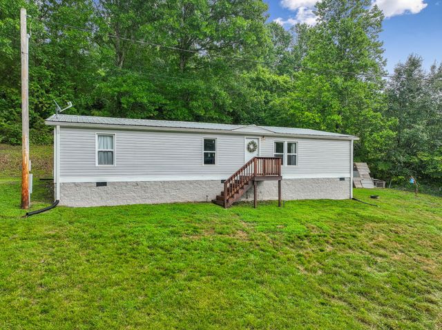 119 Dyer Branch Rd, Gordonsville, TN 38563