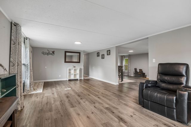 119 Dyer Branch Rd, Gordonsville, TN 38563